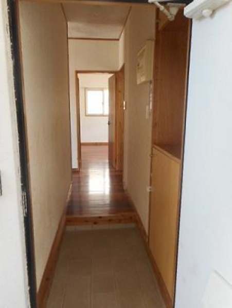 Sunny Court Shioya 2LDK Rental Apartment in Uruma, Okinawa - Thumbnail 2