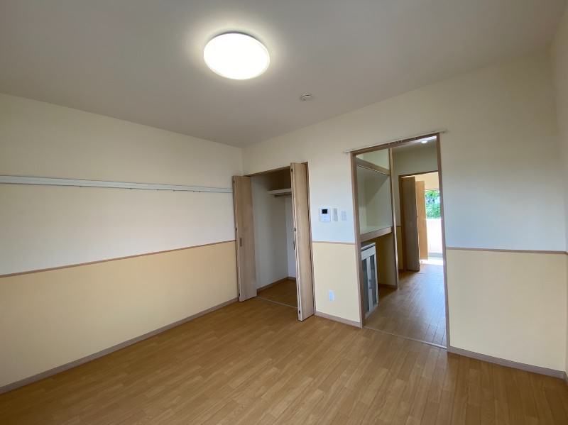 2022-Built 1K Apartment for Rent in Urasoe, Okinawa - Thumbnail 4