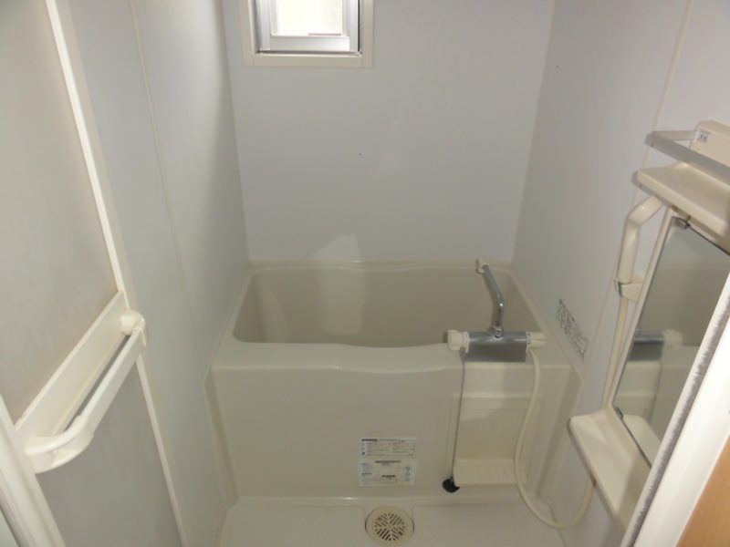 2LDK Apartment for Rent in Koja, Okinawa City - Thumbnail 4