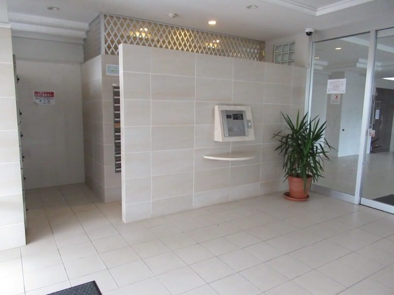 3LDK Apartment for Rent in Toyosaki, Tomigusuku City, Okinawa - Thumbnail 3