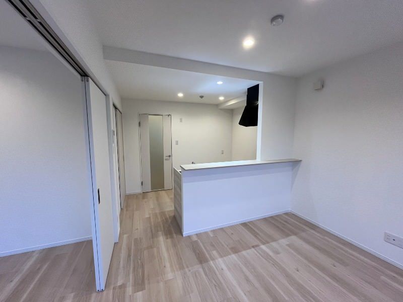 2LDK Apartment for Rent in Urasoe, Okinawa - CASA Rinya - Thumbnail 4