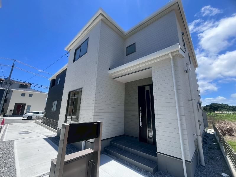 New 4LDK House for Sale in Uruma, Okinawa - 106 sqm - Thumbnail 2