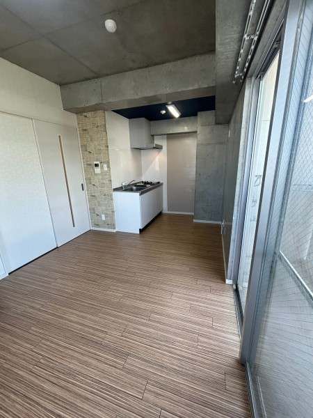 1LDK Designer Apartment for Rent in Oroku, Naha, Okinawa - Thumbnail 4