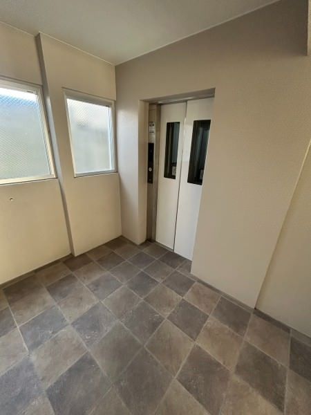 1LDK Designer Apartment for Rent in Oroku, Naha, Okinawa - Thumbnail 3