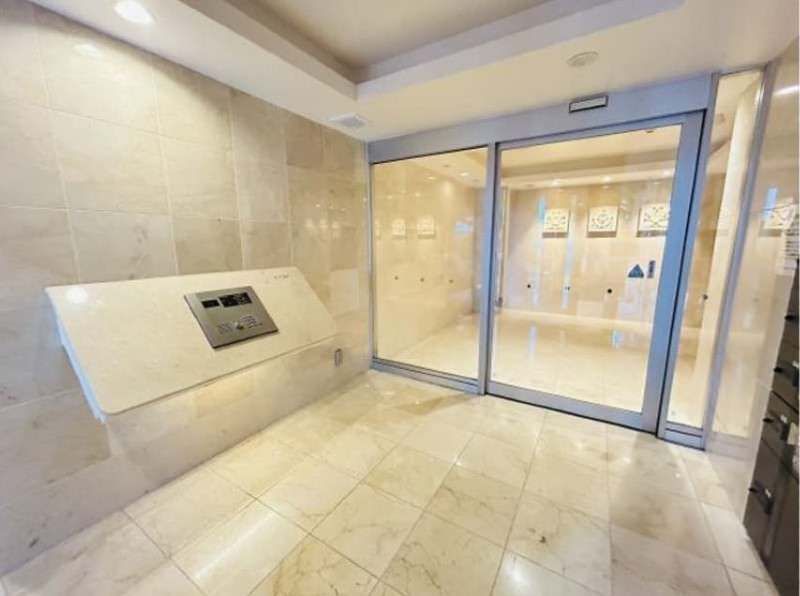 Milk Mansion Maehara Skyview 3LDK Apartment for Rent in Ginowan - Thumbnail 4