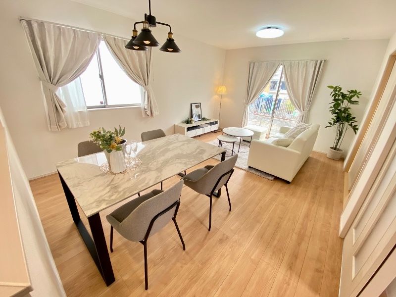 New 4LDK House in Ginowan, Okinawa with 3 Parking Spaces - Thumbnail 2