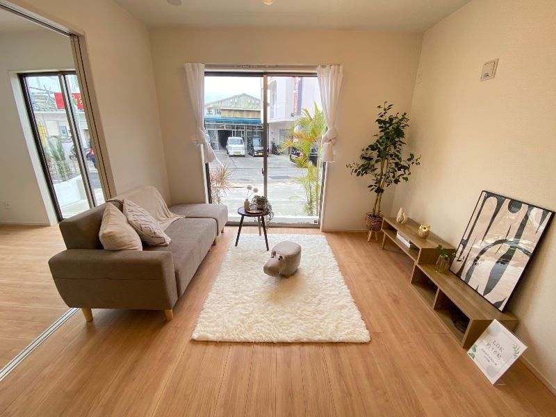 New 4LDK House in Ginowan, Okinawa with 3 Parking Spaces - Thumbnail 4