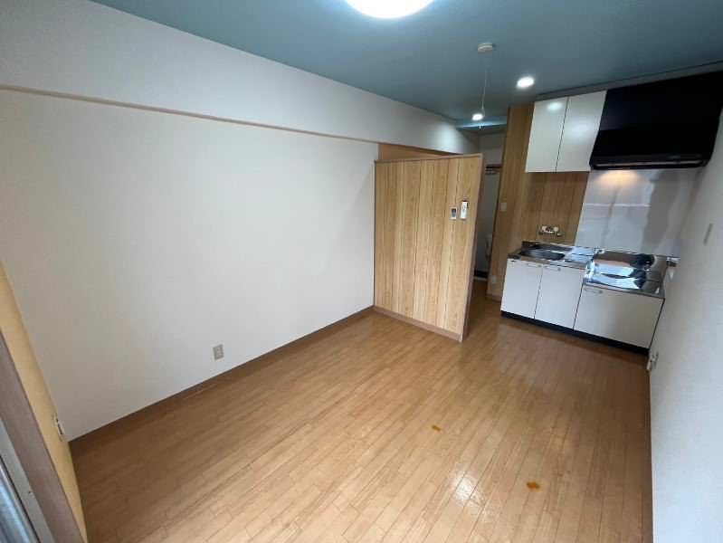 1R Apartment for Rent in Shinjo, Ginowan, Okinawa - 16.66 sqm - Thumbnail 4