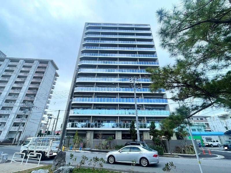 Milco Mansion Akebono Sea Front View Penthouse in Naha - Thumbnail 2