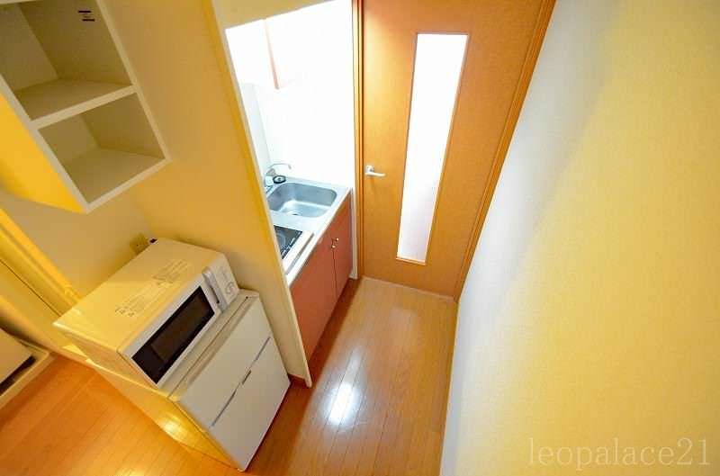 Leopalace Mihara II 1K Rental Apartment in Okinawa City - Thumbnail 3