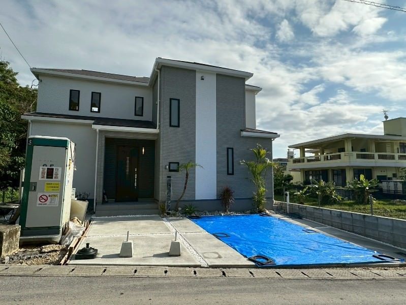 New 4LDK House in Okinawa City with Long-term Excellent Housing - Thumbnail 3