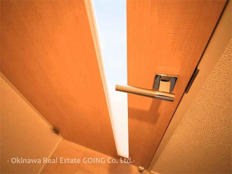 New 1LDK Pet-Friendly Apartment for Rent in Uruma City, Okinawa - Thumbnail 3