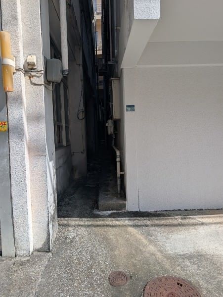 5LDK RC House for Sale in Naha, Okinawa Near Asahibashi Station - Thumbnail 2