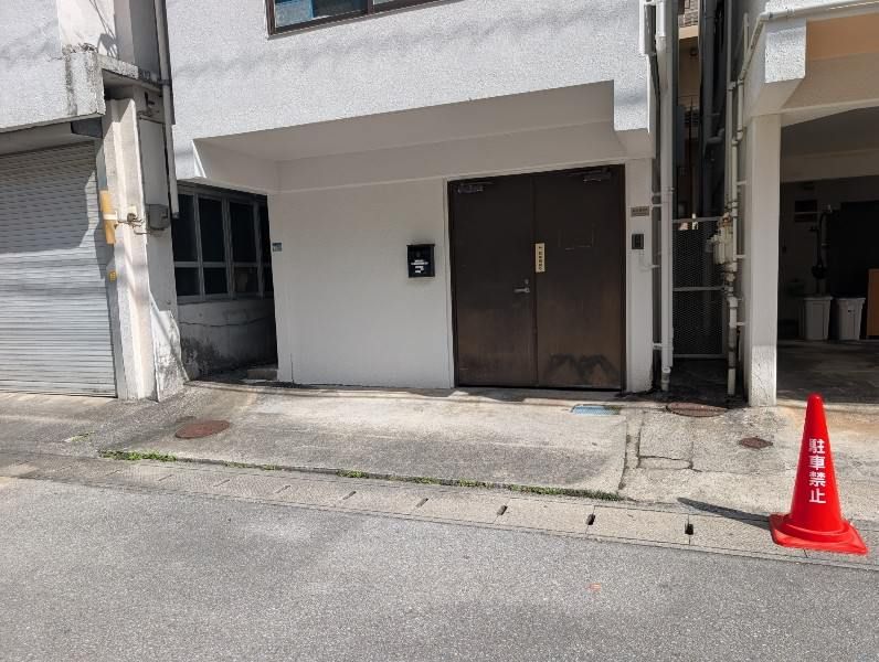 5LDK RC House for Sale in Naha, Okinawa Near Asahibashi Station - Thumbnail 3