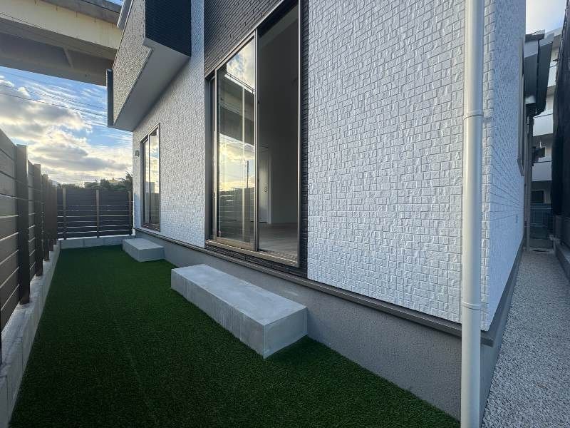 New Build 3LDK Wooden House in Chatan, Okinawa for Sale - Thumbnail 2