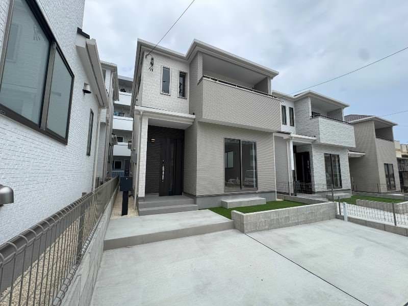 New Build 3LDK Wooden House in Chatan, Okinawa for Sale - Thumbnail 4