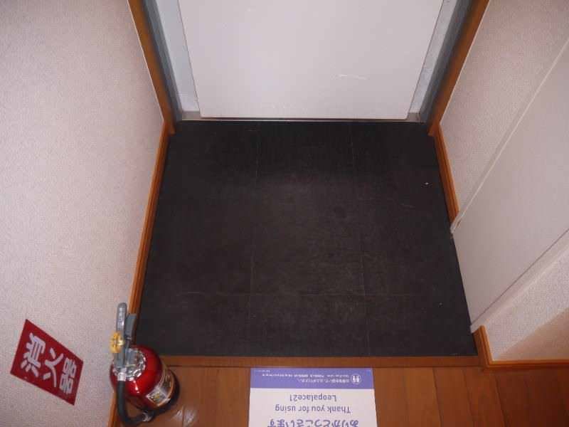 Leopalace Green 1K Apartment for Rent in Ginowan, Okinawa - Thumbnail 3