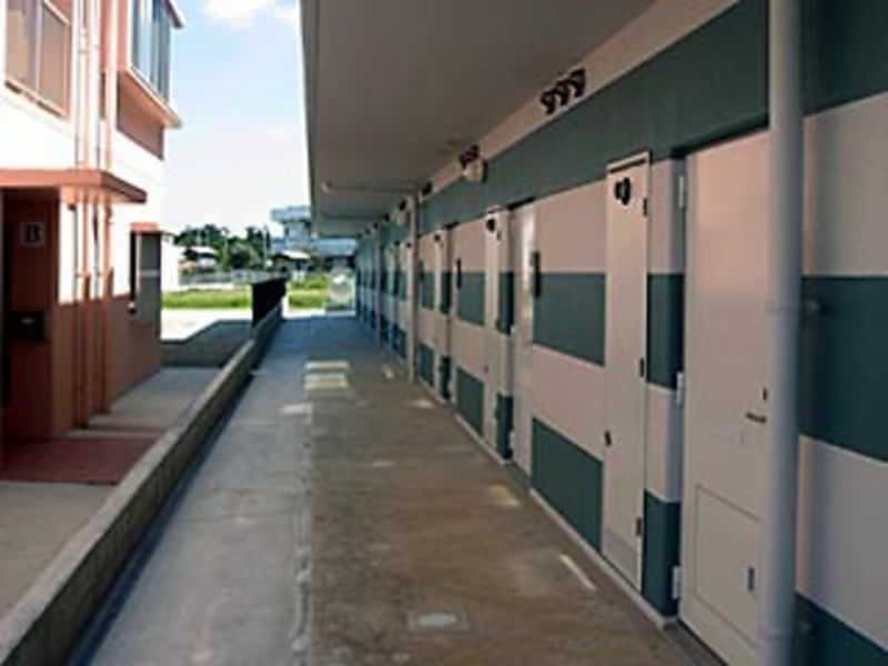 Leopalace Tomimori 1K Apartment for Rent in Nakagusuku, Okinawa - Thumbnail 2