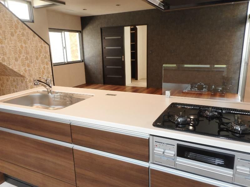 Renovated 3LDK Family Home in Naha's Uebaru District - Thumbnail 4