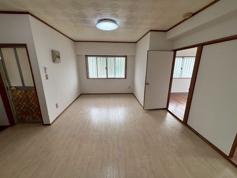 2LDK Apartment for Rent in Oyama, Ginowan City, Okinawa - Thumbnail 3