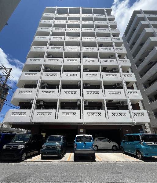 Thomas Maejima 3 Rental Apartment in Naha, Okinawa - Thumbnail 2