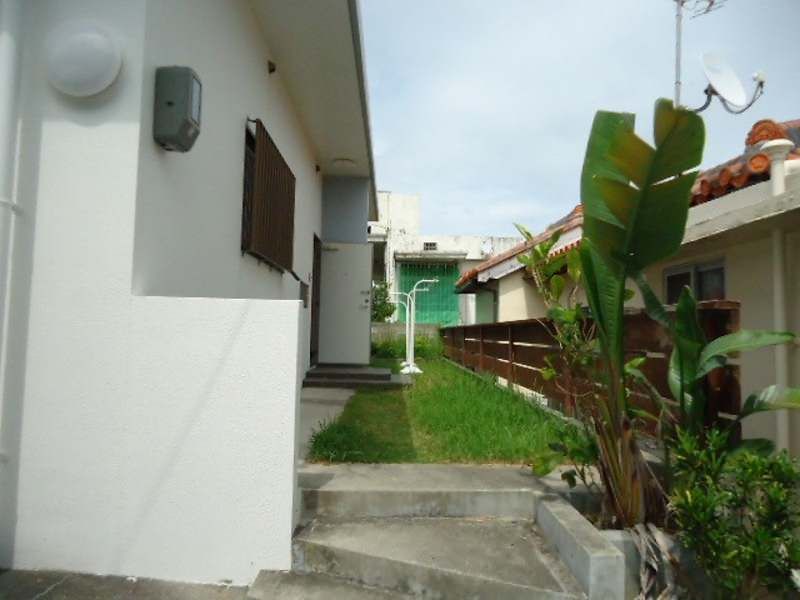 3LDK Detached House for Rent in Yaese Town, Okinawa - Thumbnail 2