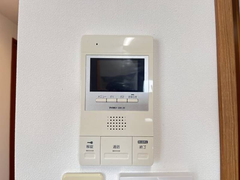 Modern 2LDK Apartment for Rent in Shuri Daimyocho, Naha - Thumbnail 3