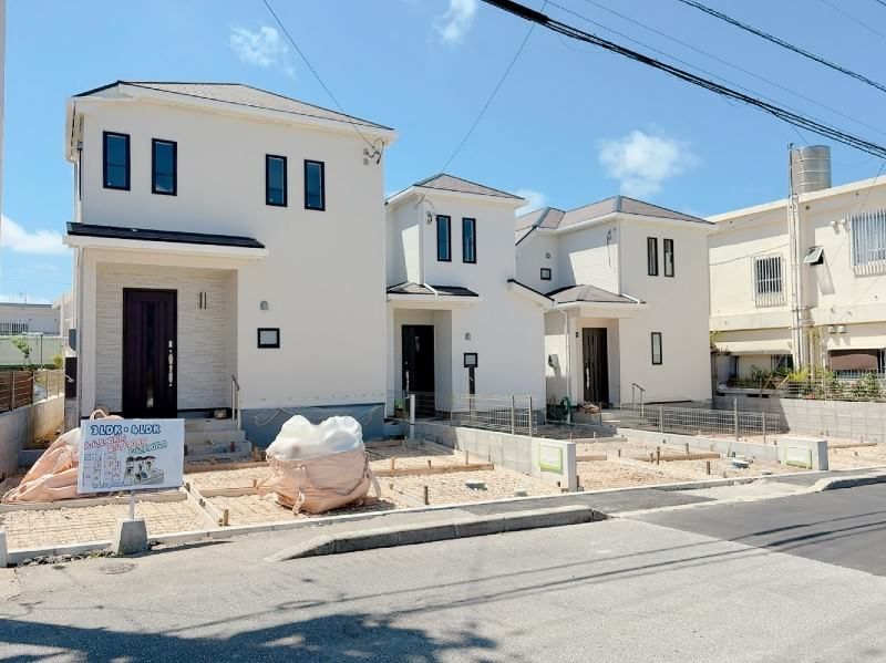 New 4LDK House for Sale in Yomitan Village, Okinawa - Thumbnail 2