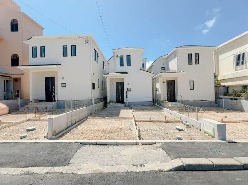 New 4LDK House for Sale in Yomitan Village, Okinawa - Thumbnail 3