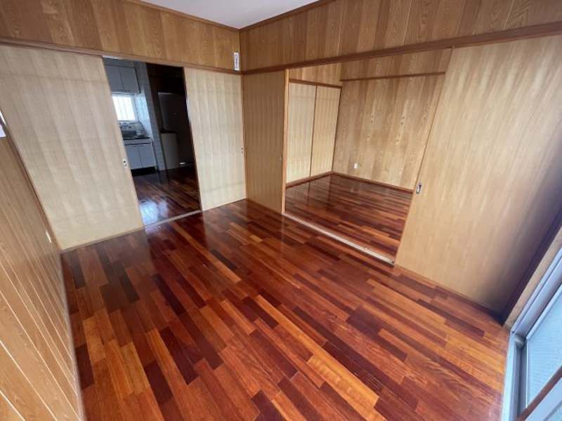 Maison Hide 2DK Apartment for Rent in Ginowan, Okinawa - Thumbnail 4