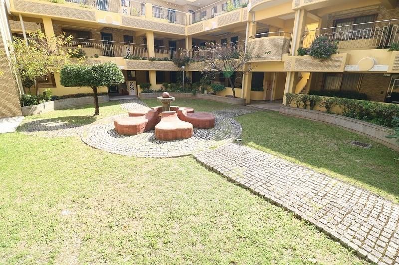 Lions Palace Yamakawa 3DK Apartment for Sale in Naha, Okinawa - Thumbnail 2