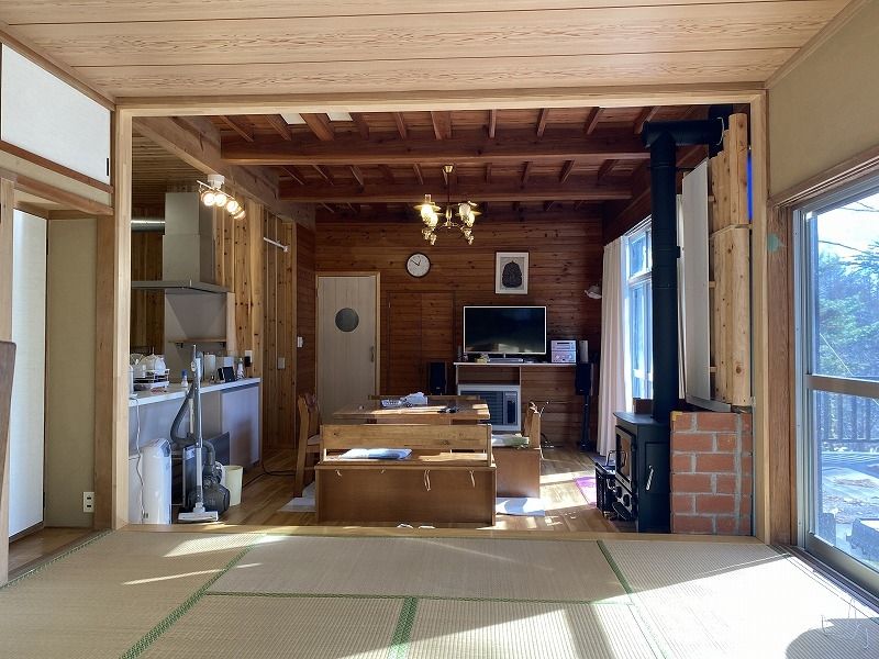 Lisu Village Villa with Mount Fuji Views in Yamanakako - Thumbnail 3