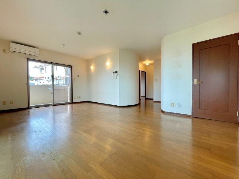 3LDK Ocean View Apartment for Rent in Yomitan Village, Okinawa - Thumbnail 4