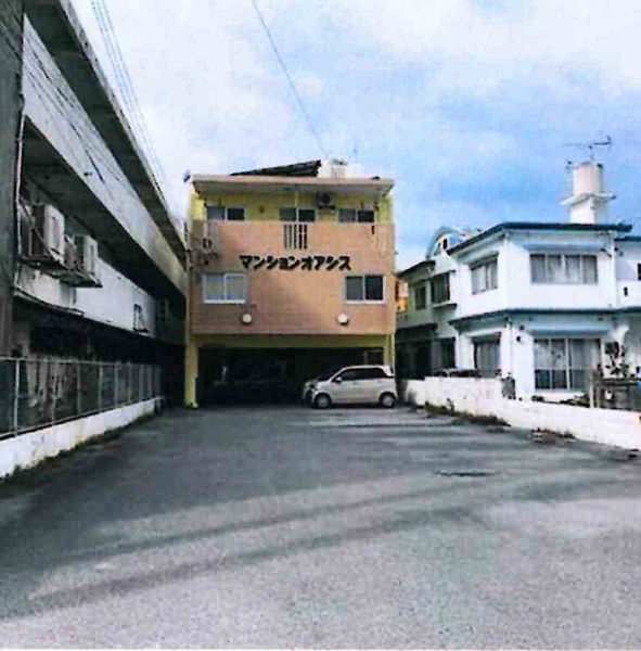 1K Apartment for Rent in Ginowan, Okinawa - Pet Friendly - Thumbnail 2
