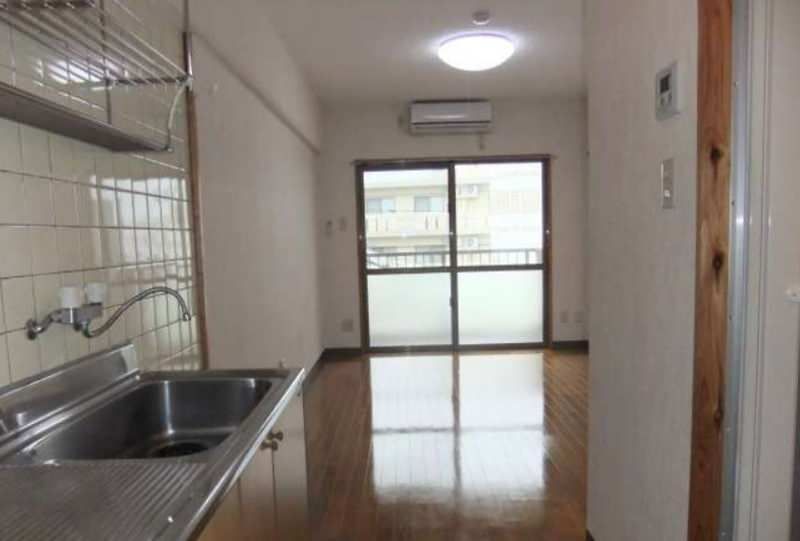 Energy 1 Apartment for Rent in Naha City, Okinawa - Thumbnail 3