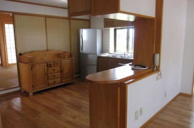 Ocean View 4LDK House for Sale in Uruma City, Okinawa - Thumbnail 4