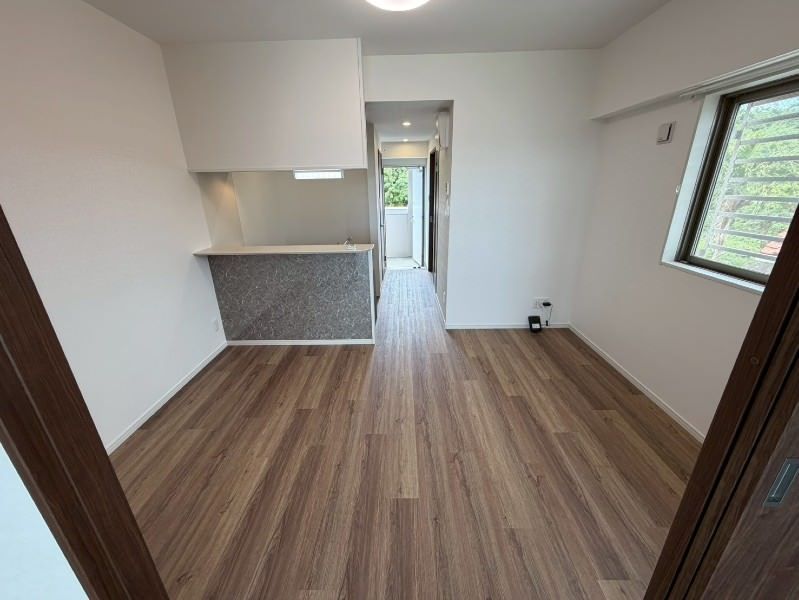 Ocean Takanza 1LDK Apartment for Rent in Miyakojima, Okinawa - Thumbnail 3