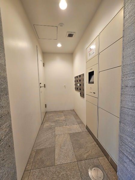2LDK Apartment for Sale in Ginowan, Okinawa - 60.22 sqm - Thumbnail 2