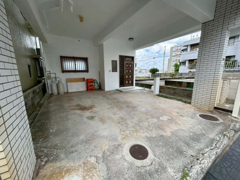 3LDK Detached House for Rent in Urasoe, Okinawa - No Key Money - Thumbnail 3