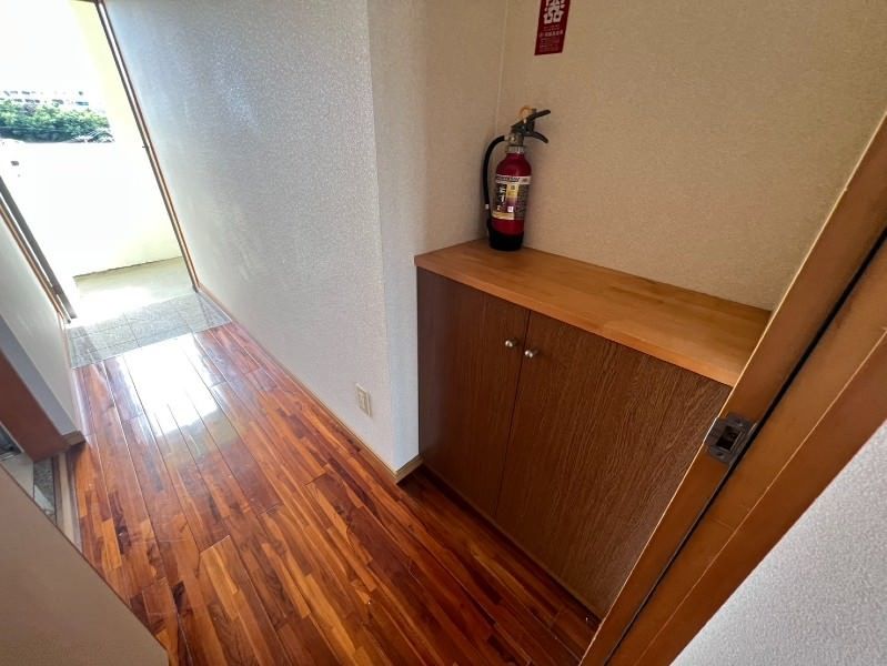 Chura Court 1R Apartment for Rent in Urasoe, Okinawa - Thumbnail 2