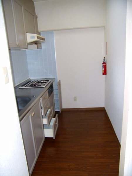 3LDK Apartment for Rent in Shuri, Naha with Free WiFi - Thumbnail 3