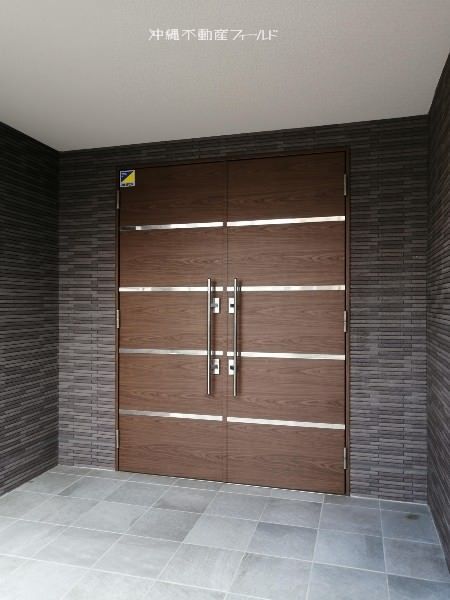 Modern 2LDK Apartment for Rent in Naha's Shintoshin, Okinawa - Thumbnail 4