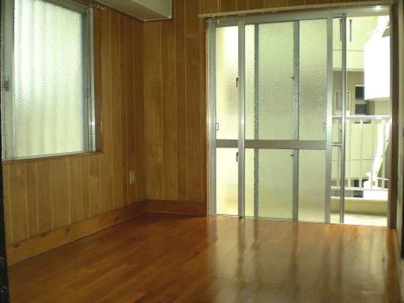 2DK Apartment for Rent in Urasoe Shiroma, Okinawa - 40,000 Yen - Thumbnail 4