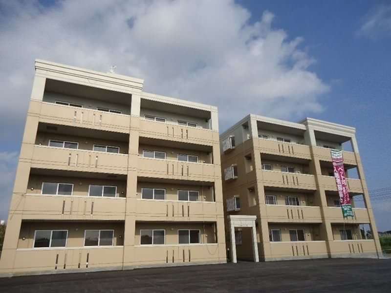 3LDK Apartment for Rent in Yaese-cho, Okinawa with Free Internet - Thumbnail 3
