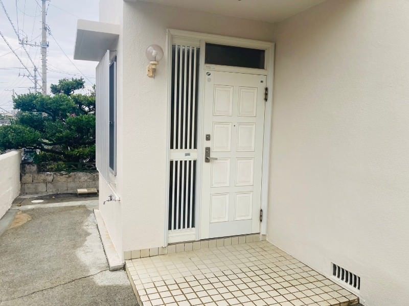 3LDK Detached House for Rent in Urasoe, Okinawa - Thumbnail 2