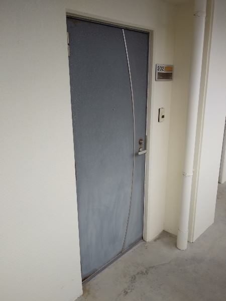 Mikawa Mansion II 1R Apartment for Rent in Okinawa City - Thumbnail 2