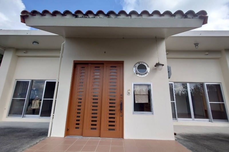 4LDK Reinforced Concrete House for Sale in Nago, Okinawa - Thumbnail 2