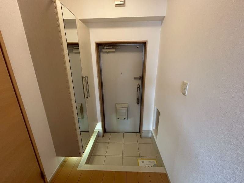 Forcia Koga II 2LDK Apartment for Rent in Okinawa City - Thumbnail 2