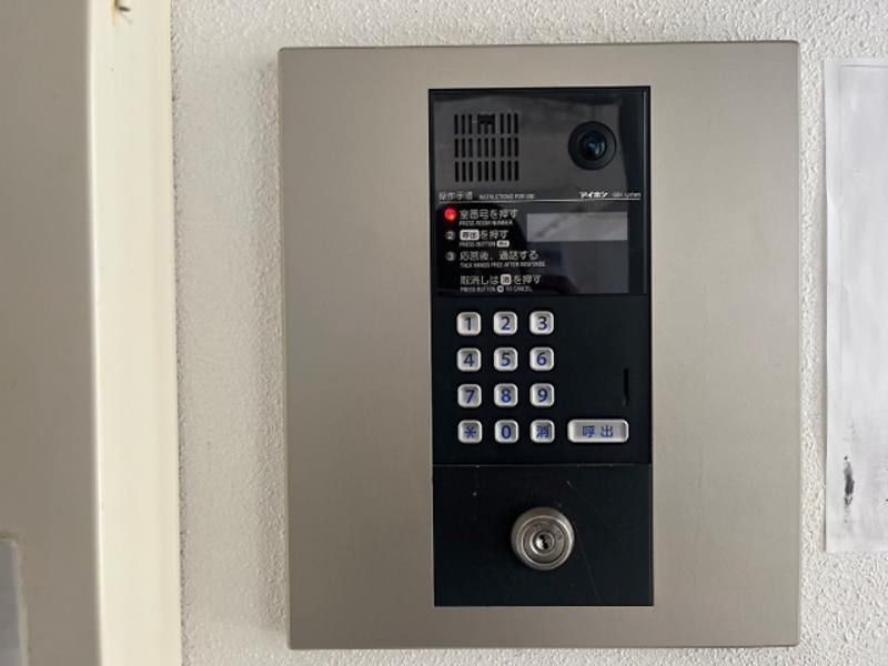 1K Apartment for Rent in Nishizaki, Itoman, Okinawa - Thumbnail 2