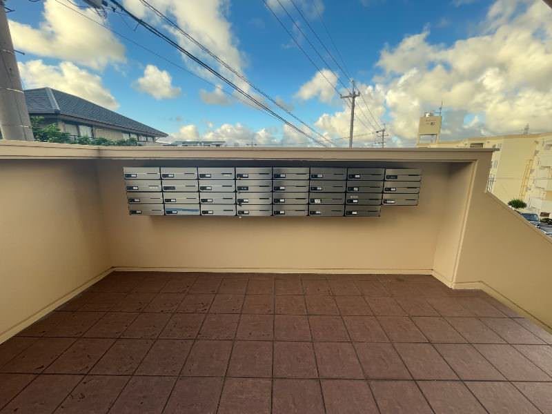2LDK Apartment for Sale in Koroku, Naha City, Okinawa - Thumbnail 2